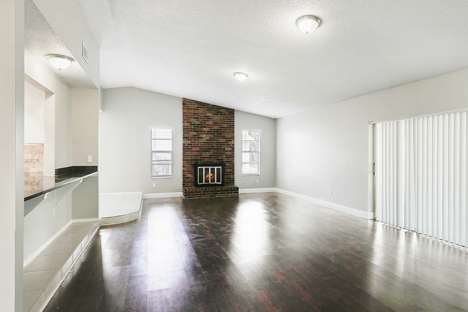 1304 Village Ct photo 4