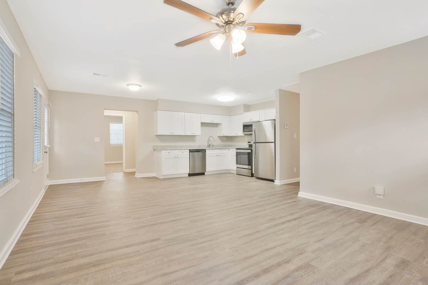 3025 Catalina Dr photo 5