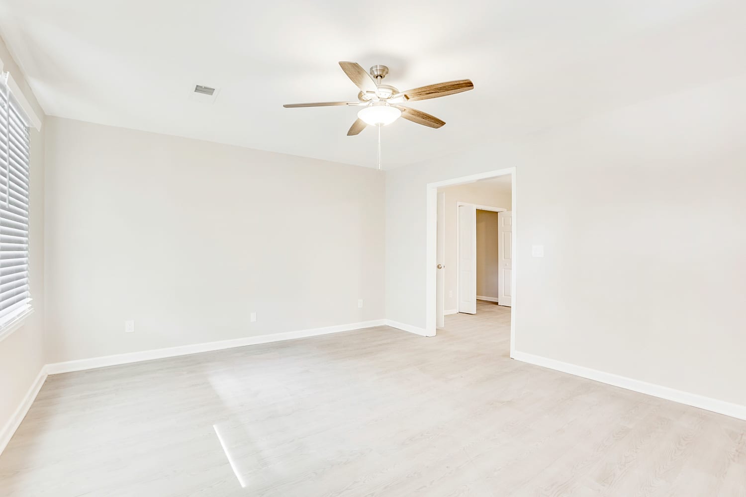 38 Watson Glen Dr photo 4