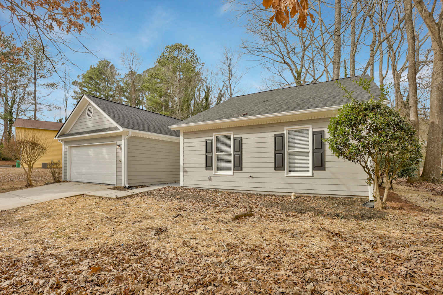 5392 Medena Way photo 3