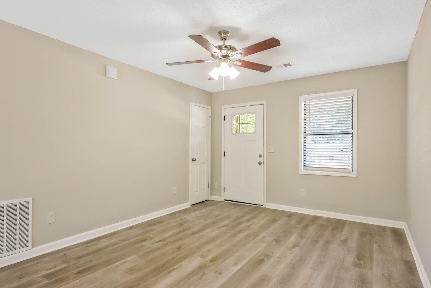 3681 Ashley Woods Dr photo 5