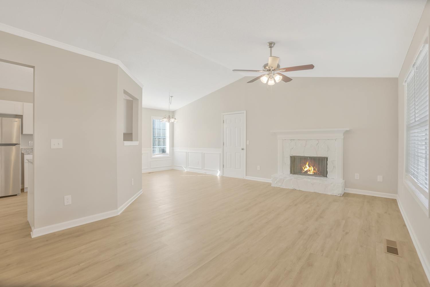 387 Tuscany Trce photo 2