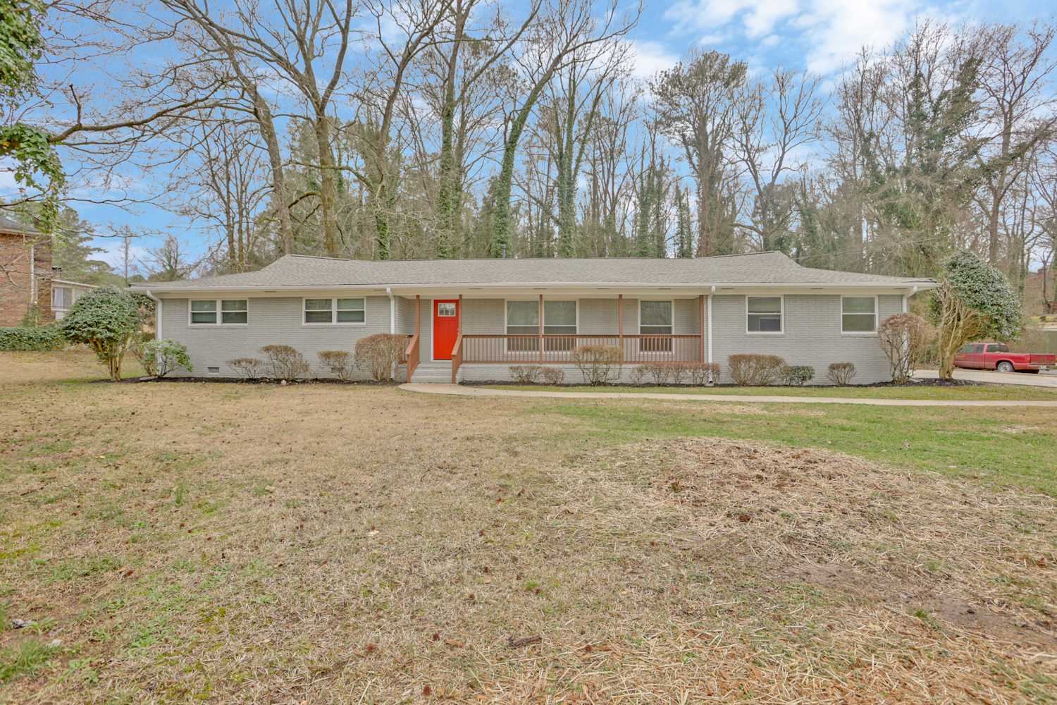 1707 Laurens Dr Sw photo 2