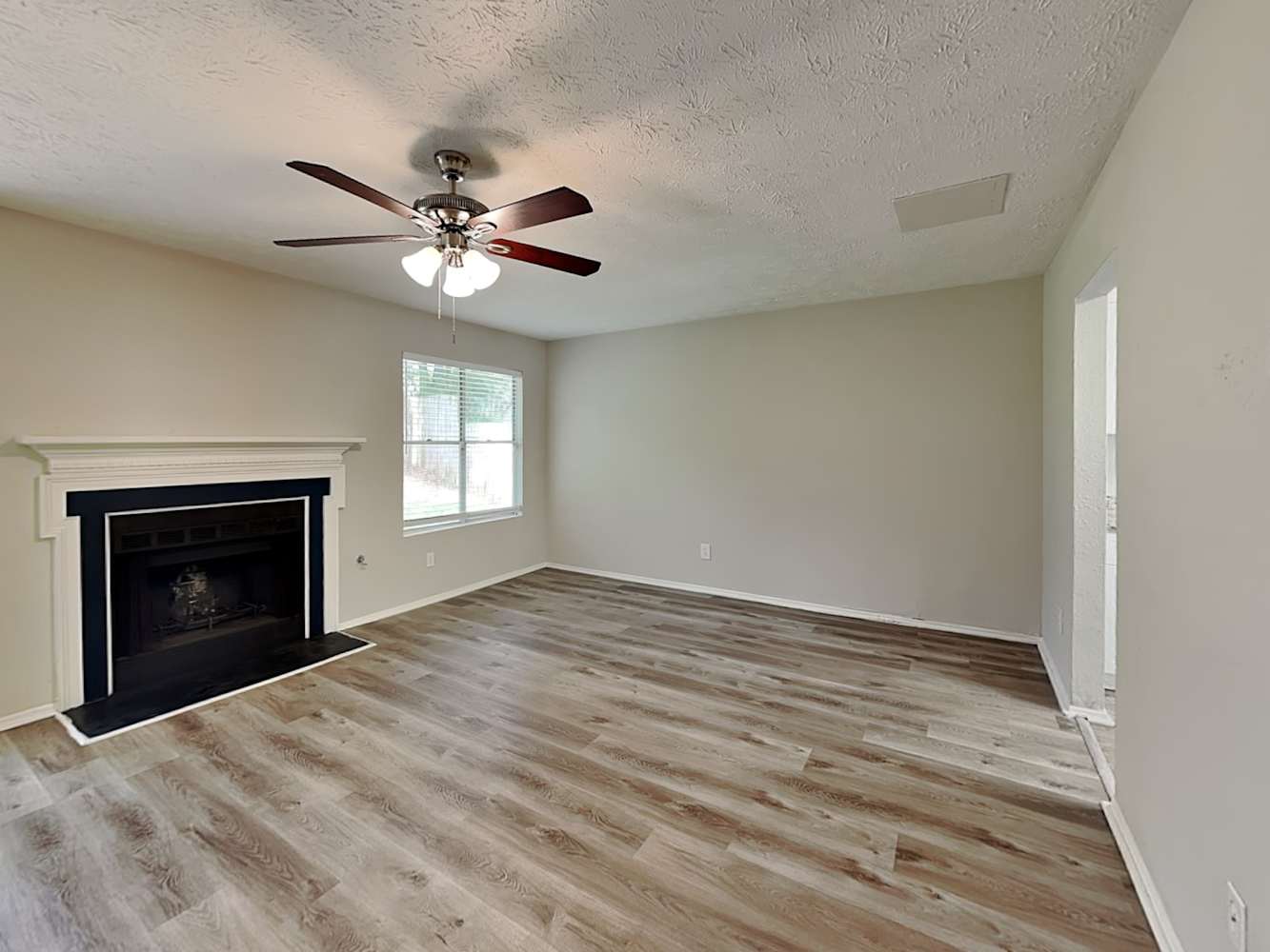 5535 Downs Way photo 4