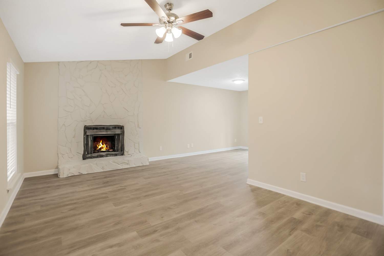 4496 Fowler Ln photo 4