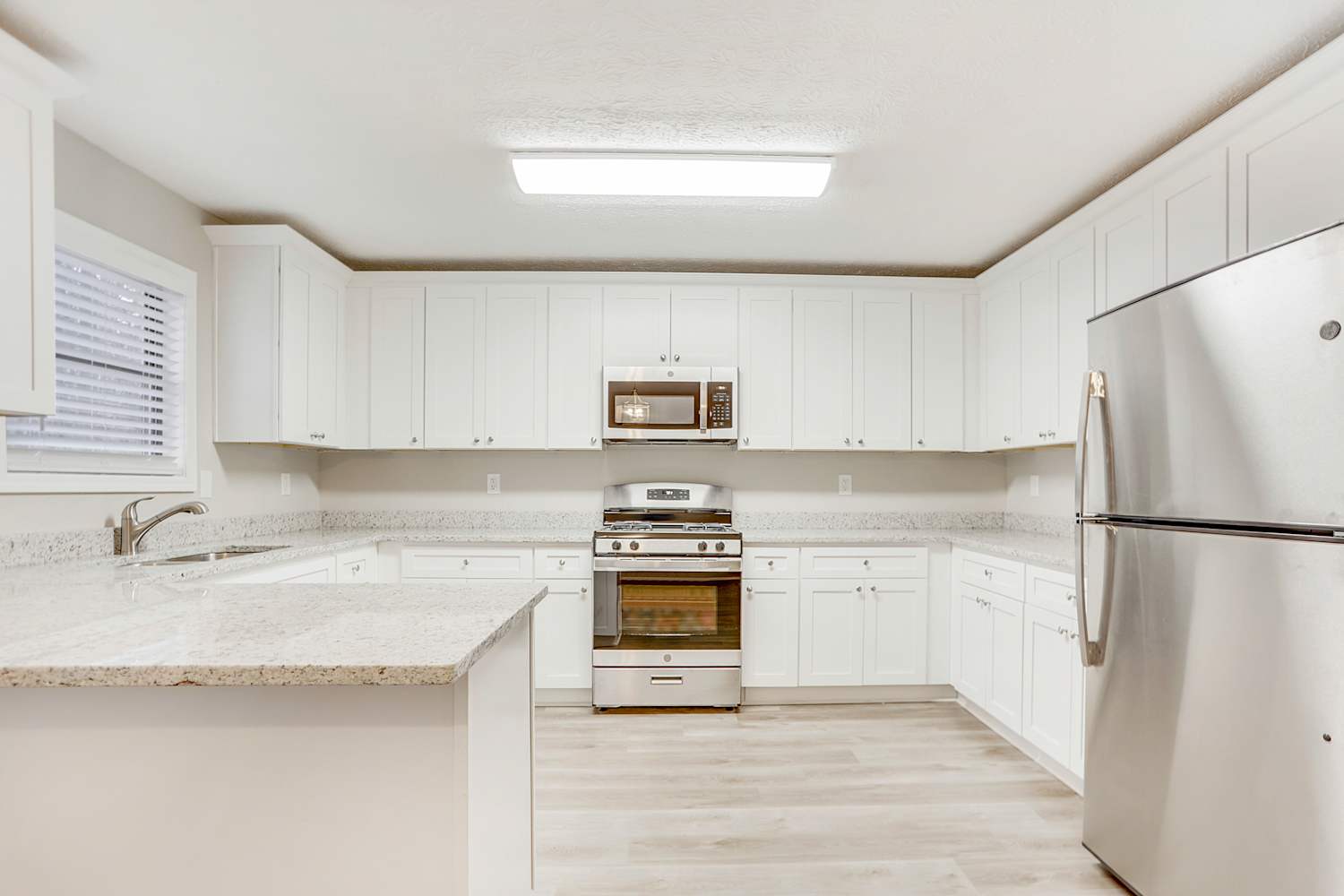 2989 Trotters Crest Dr photo 4