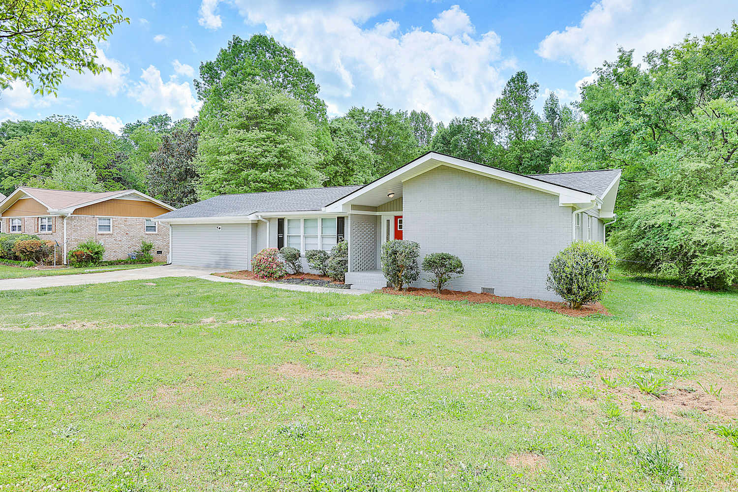 4591 Lindsey Dr photo 3