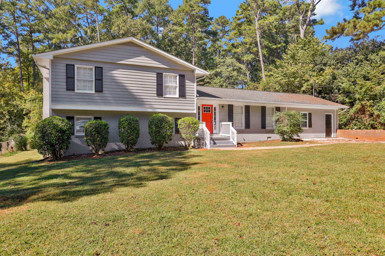 773 Corundum Ct photo 3