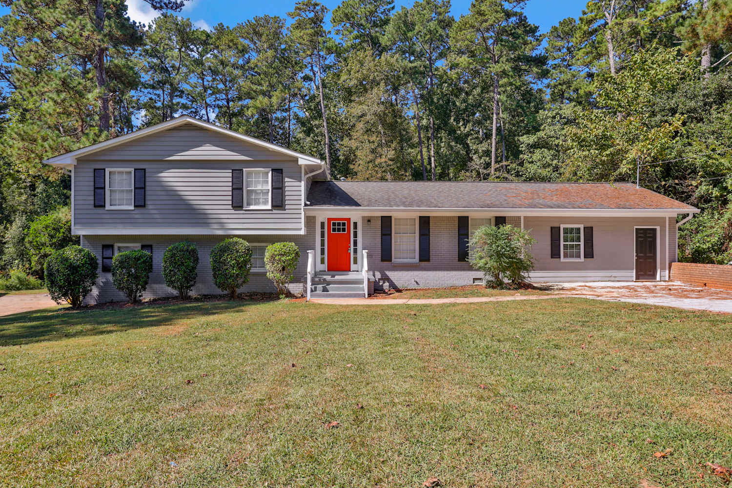 773 Corundum Ct photo 2