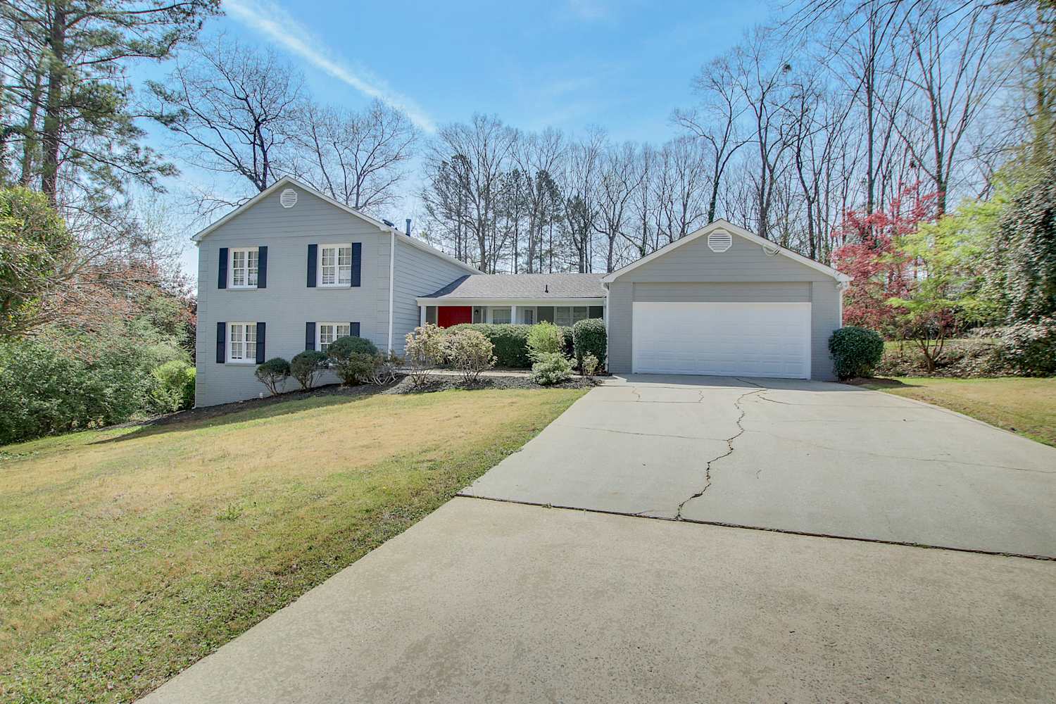 3492 Hollow Tree Dr photo 2