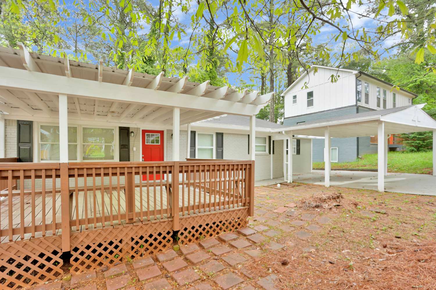 2100 Dellwood Pl photo 4