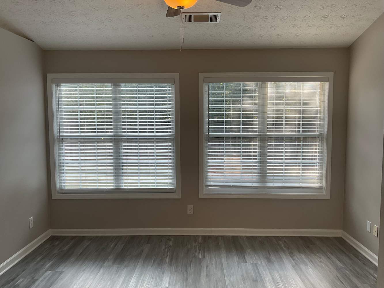 1871 Anmore Xing Nw photo 5