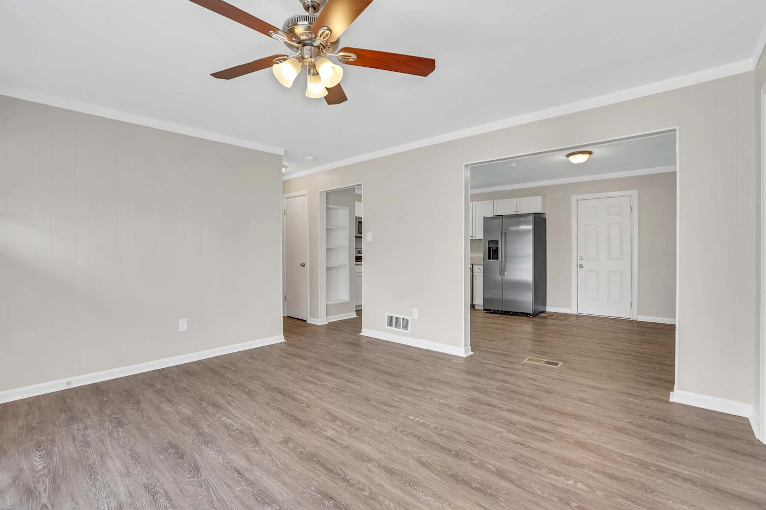 1555 Mountain View Cir Nw photo 4