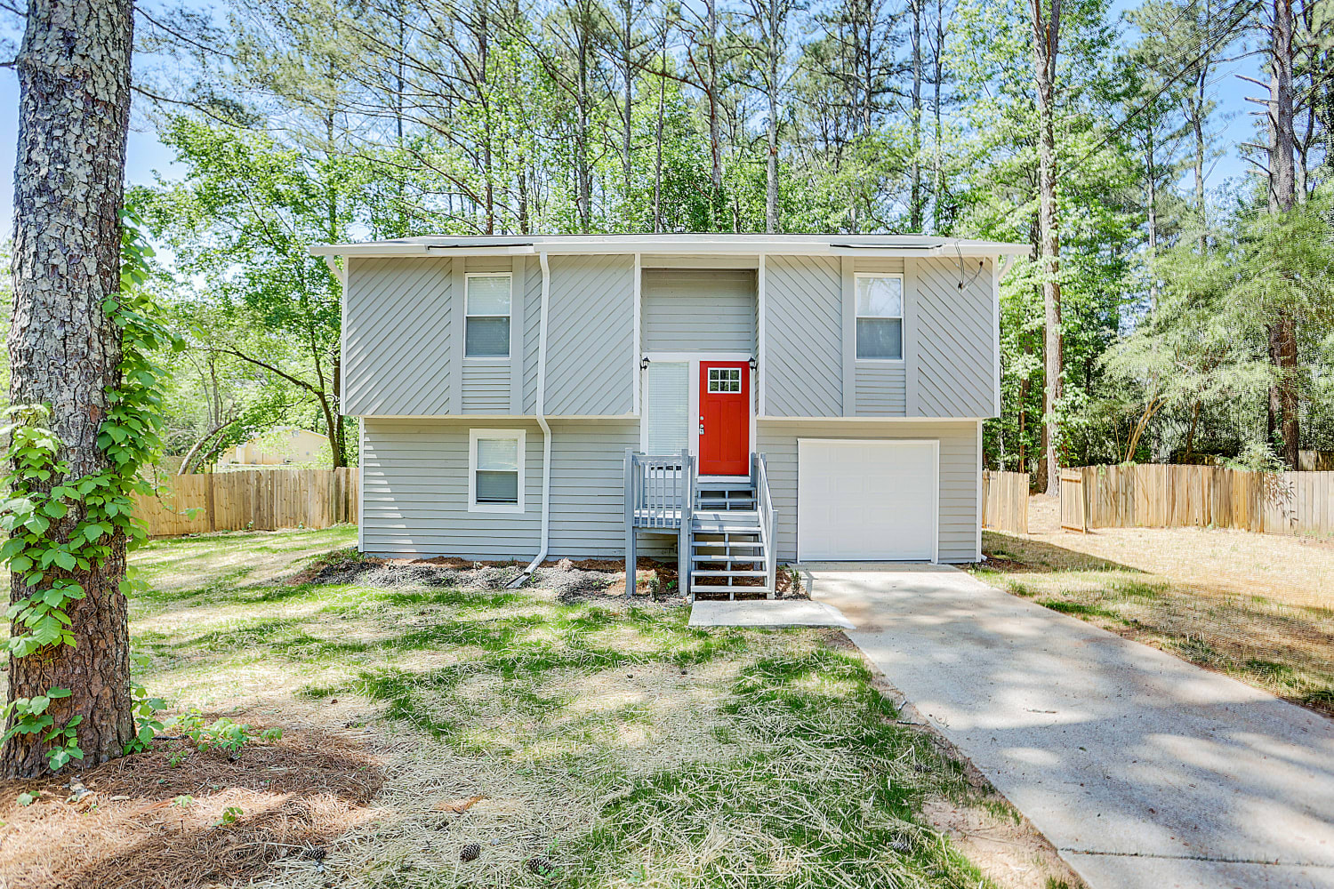 5539 Petite Ct photo 2