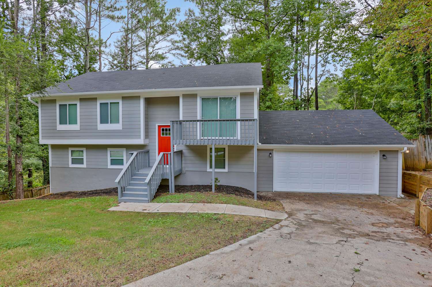 816 Mather Ct photo 3