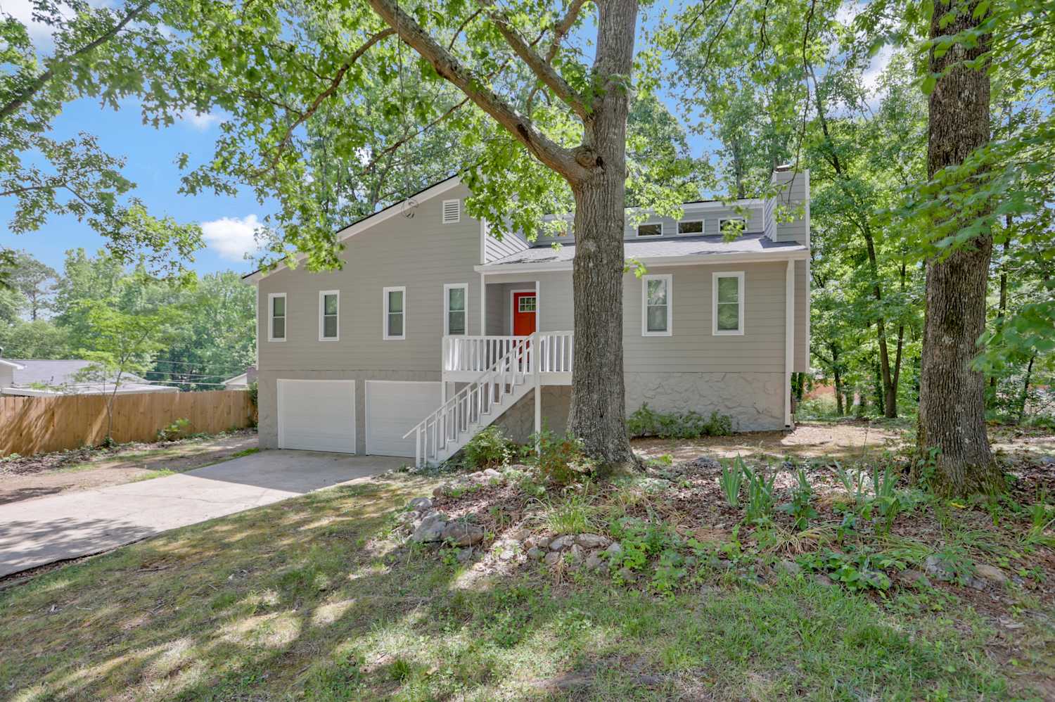 4036 Macedin Ct photo 3