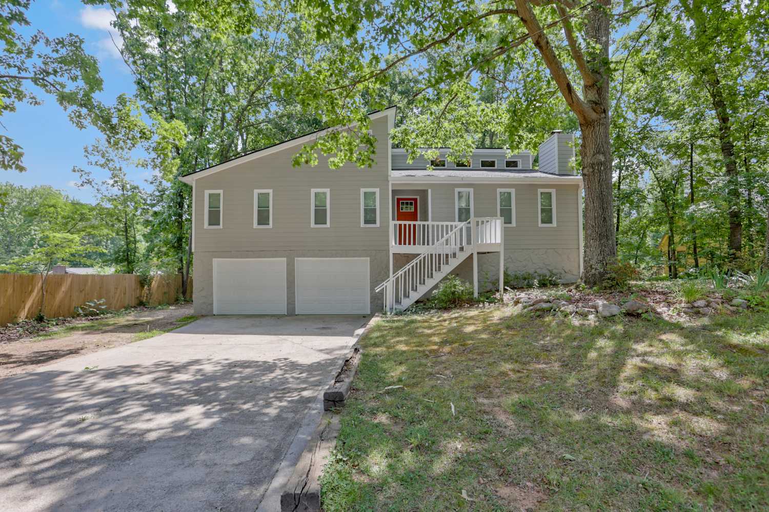 4036 Macedin Ct photo 2