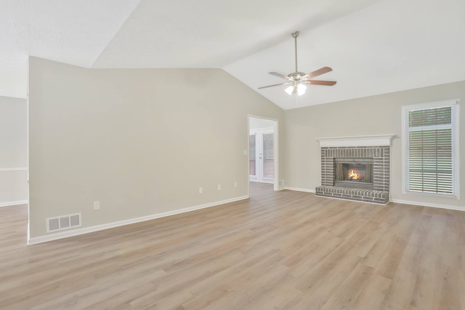 5900 Branden Hill Ln photo 5