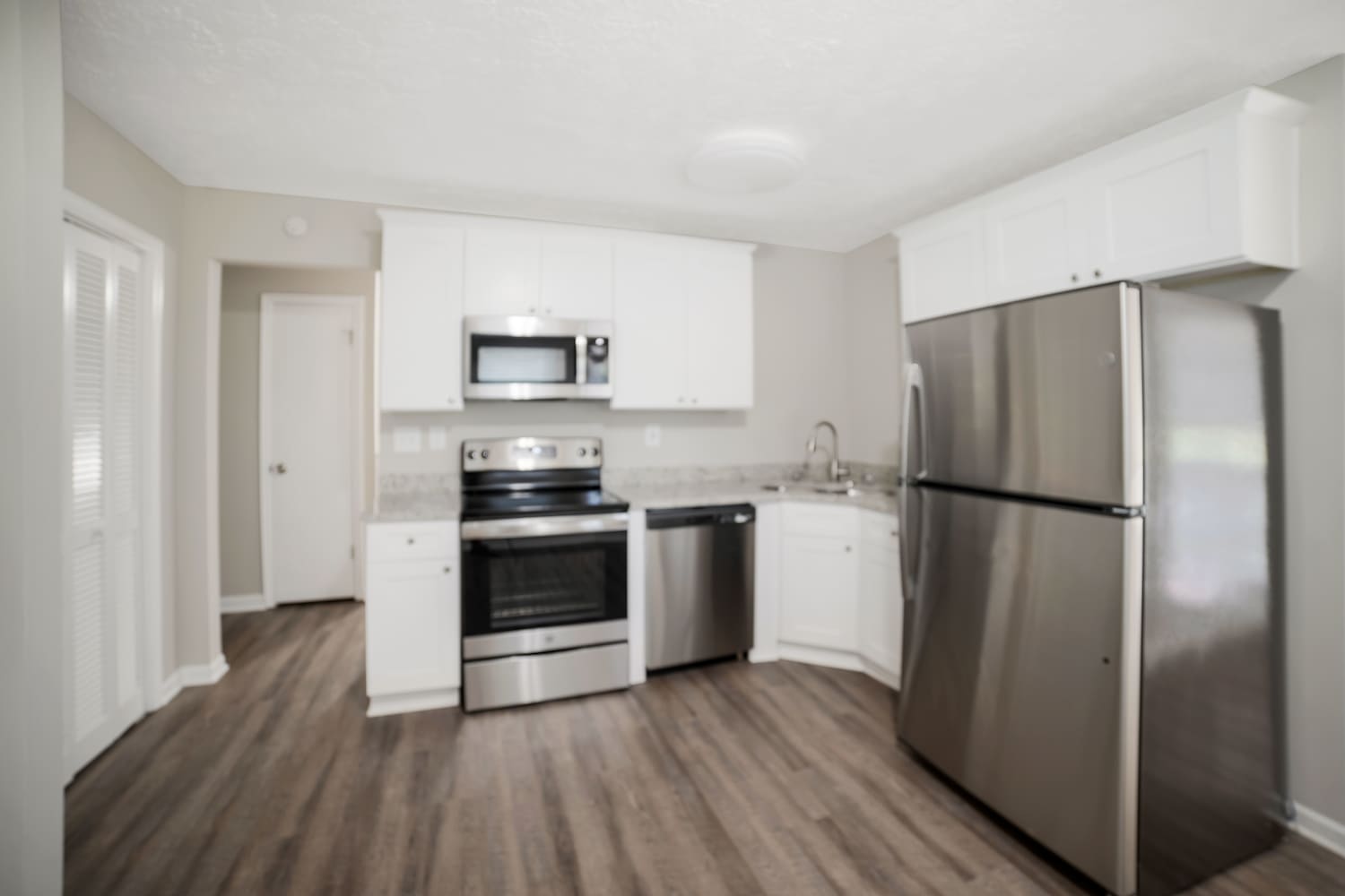 3200 Vail Ct photo 5