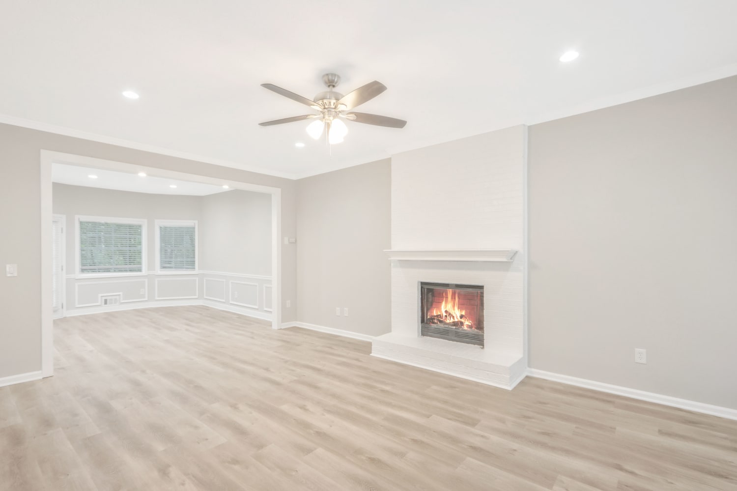 550 River Overlook Dr photo 4