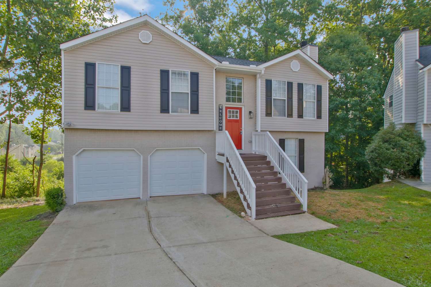 6486 Alford Cir photo 3