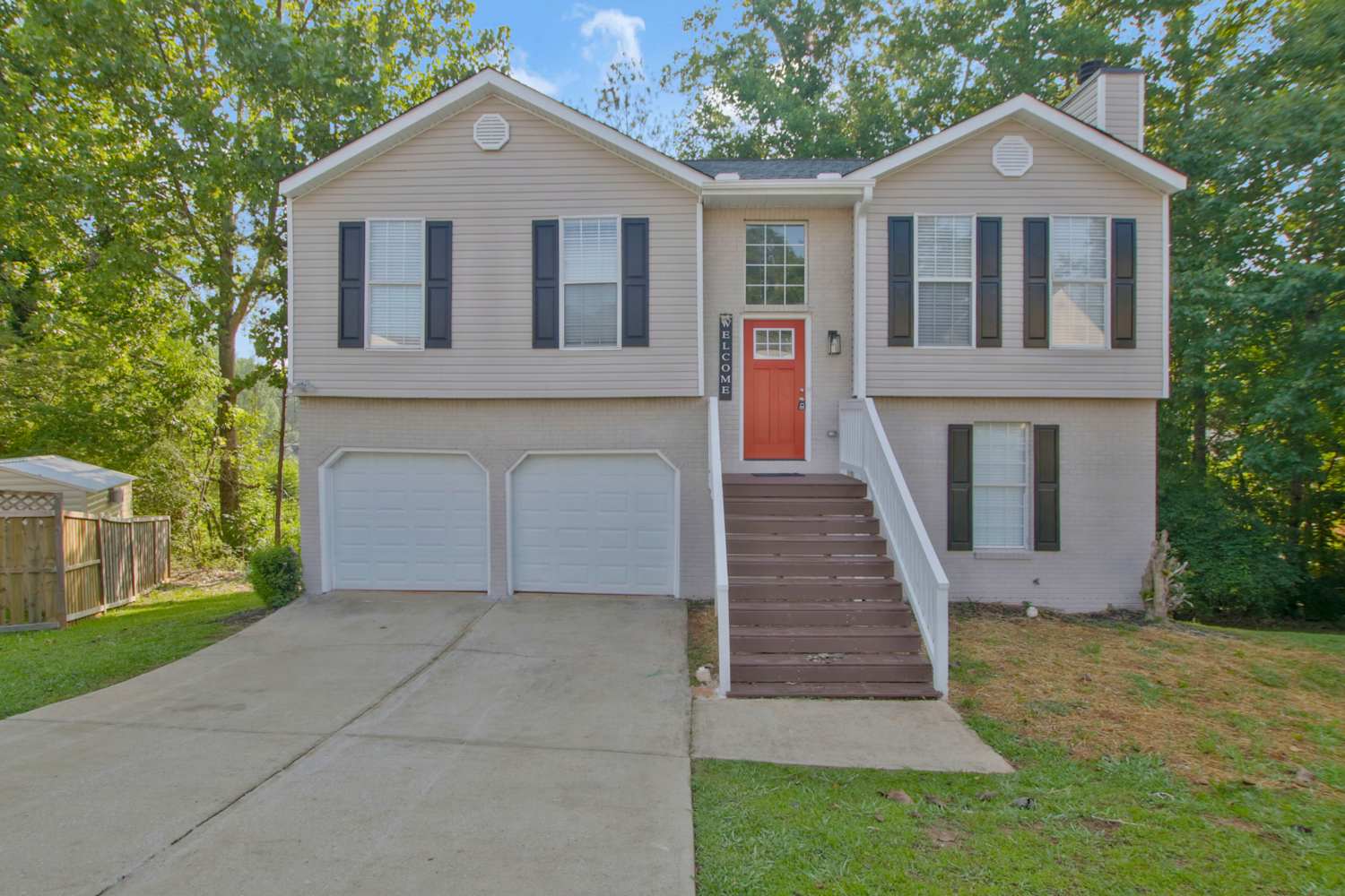 6486 Alford Cir photo 2