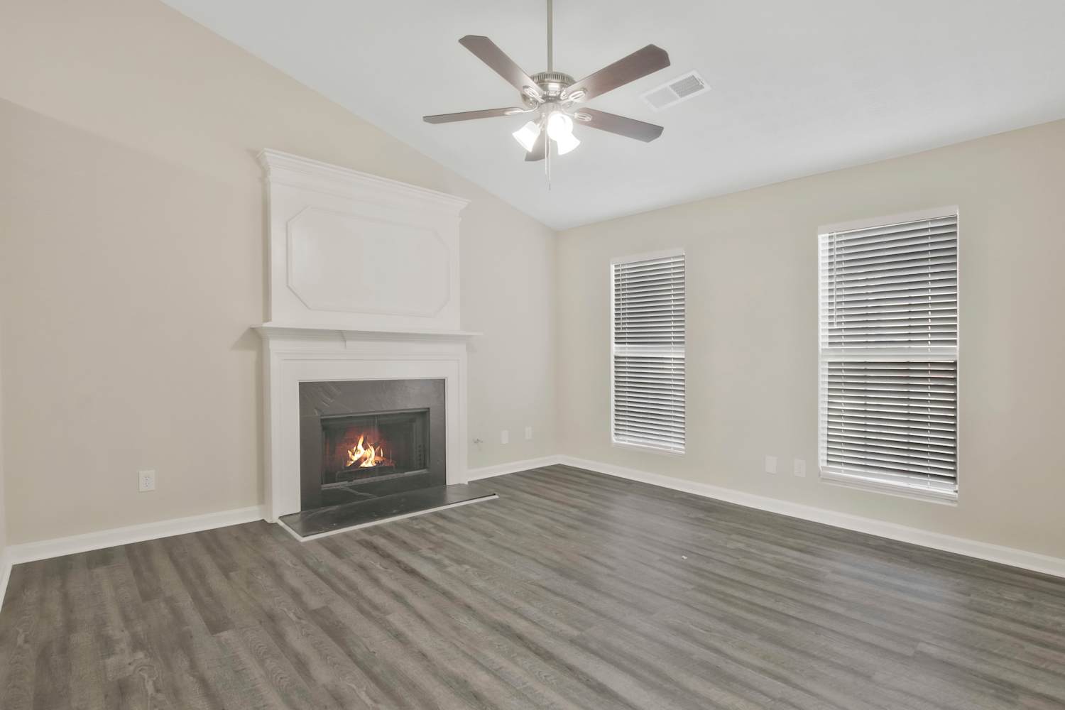 6486 Alford Cir photo 5