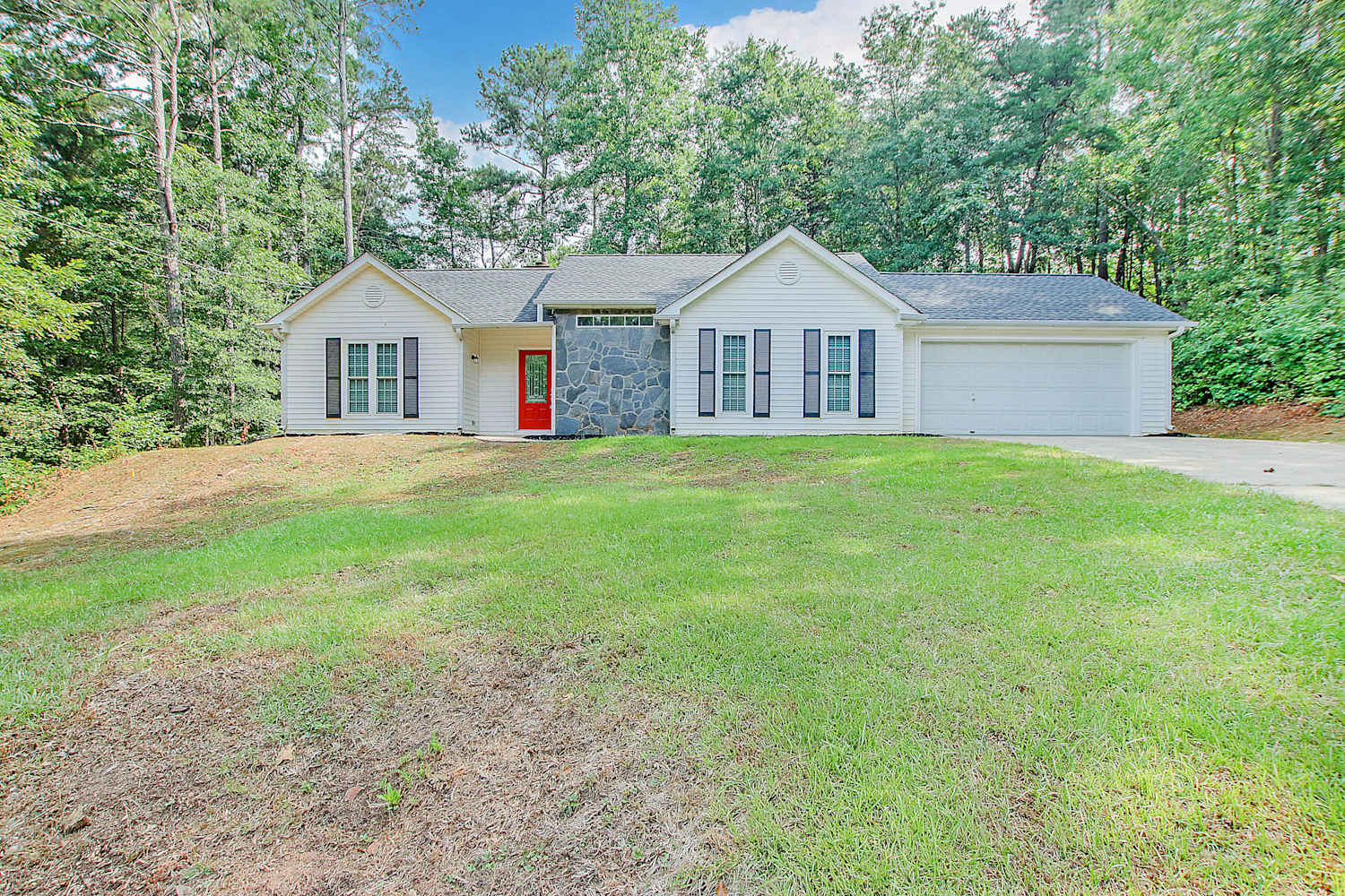 883 Columbia Ct photo 2