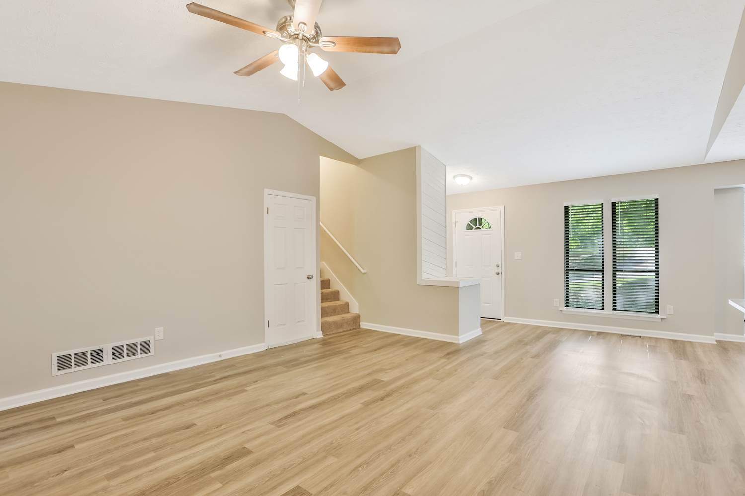 5145 Forest Mist Dr Se photo 4