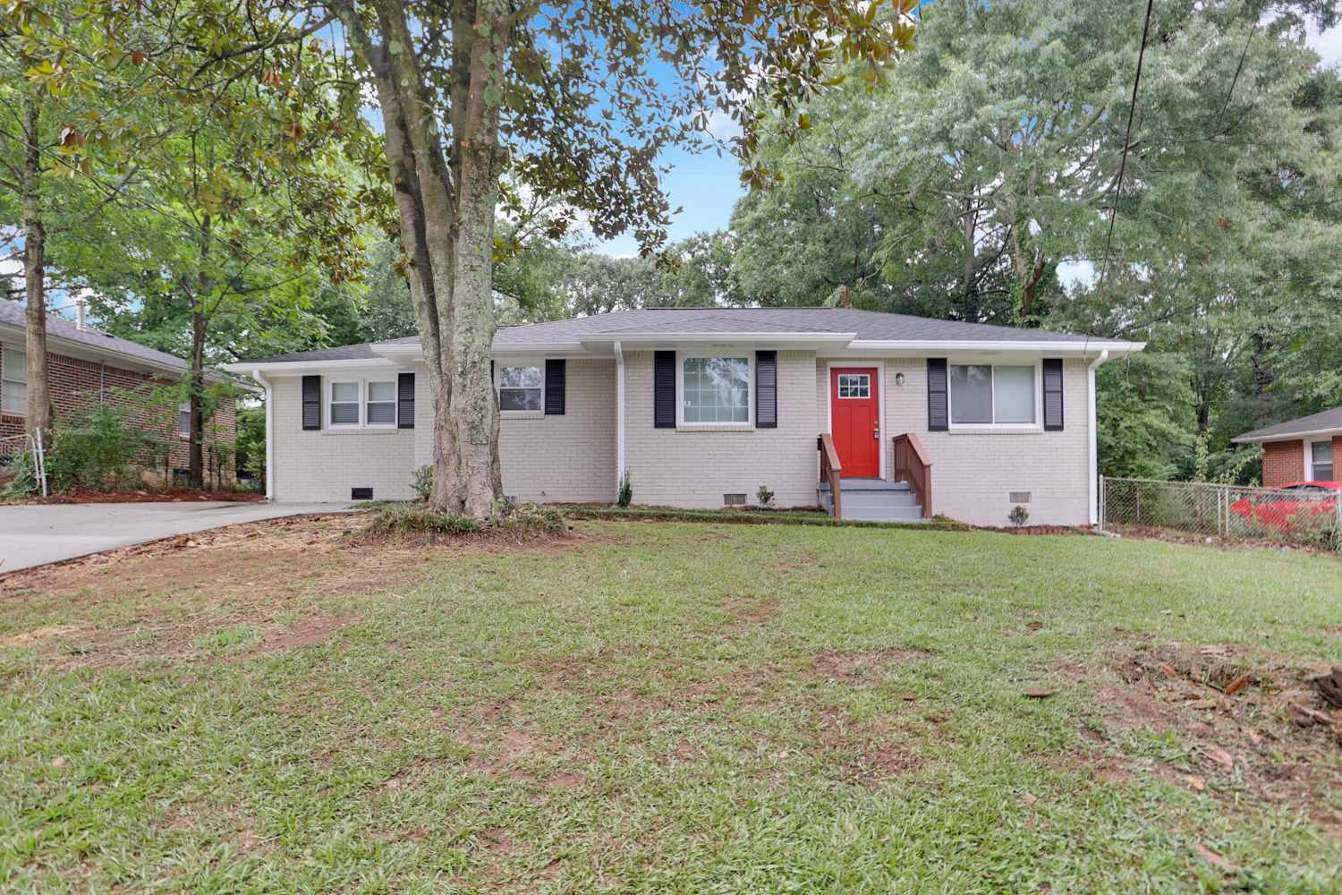 1266 Richard Rd photo 2