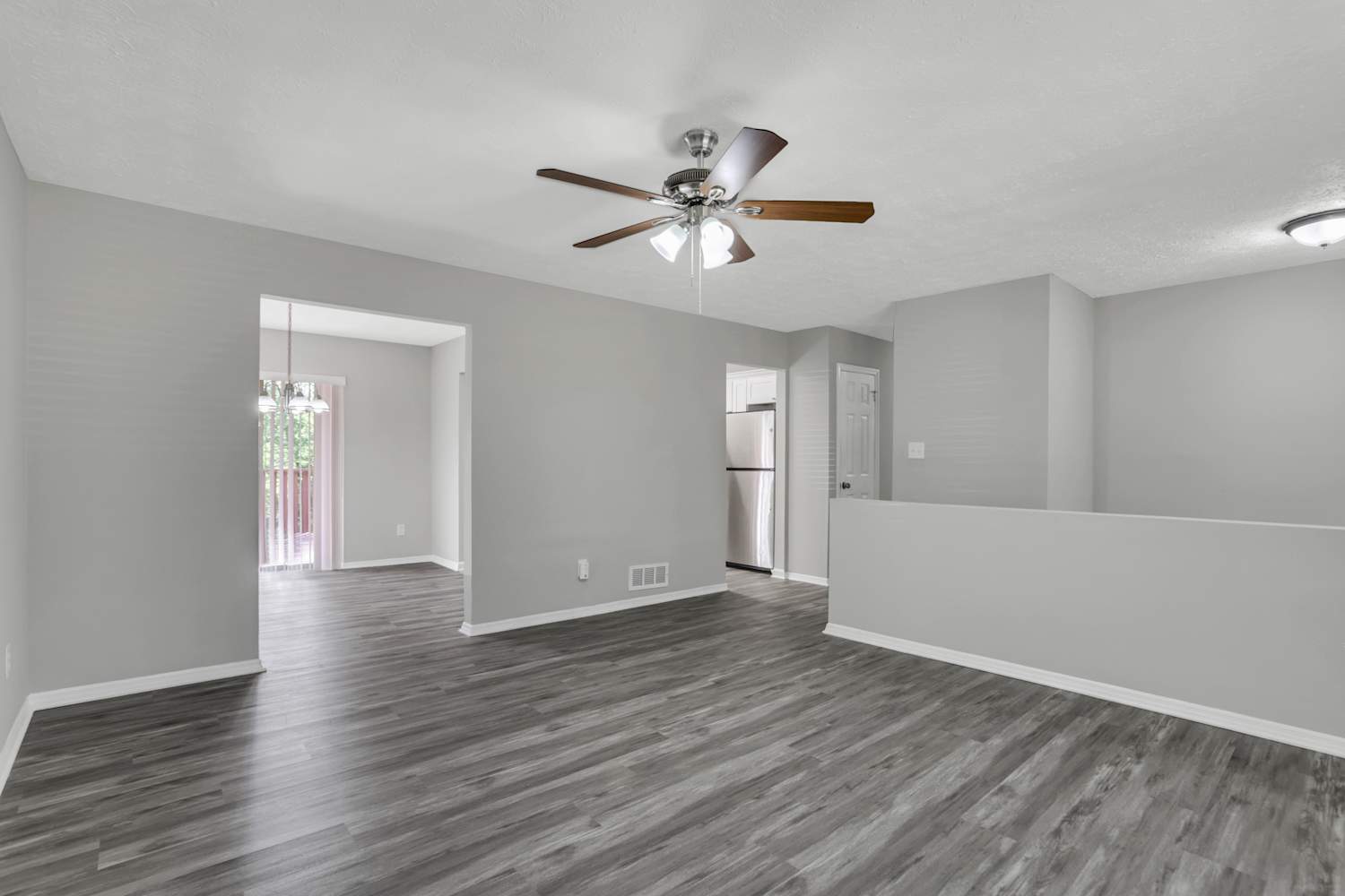 2211 Doral Ct Sw photo 4