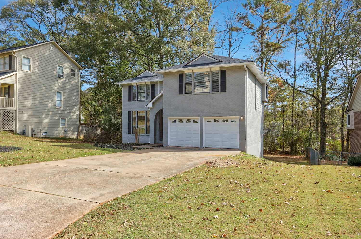 2120 Hunters Ridge Dr photo 3