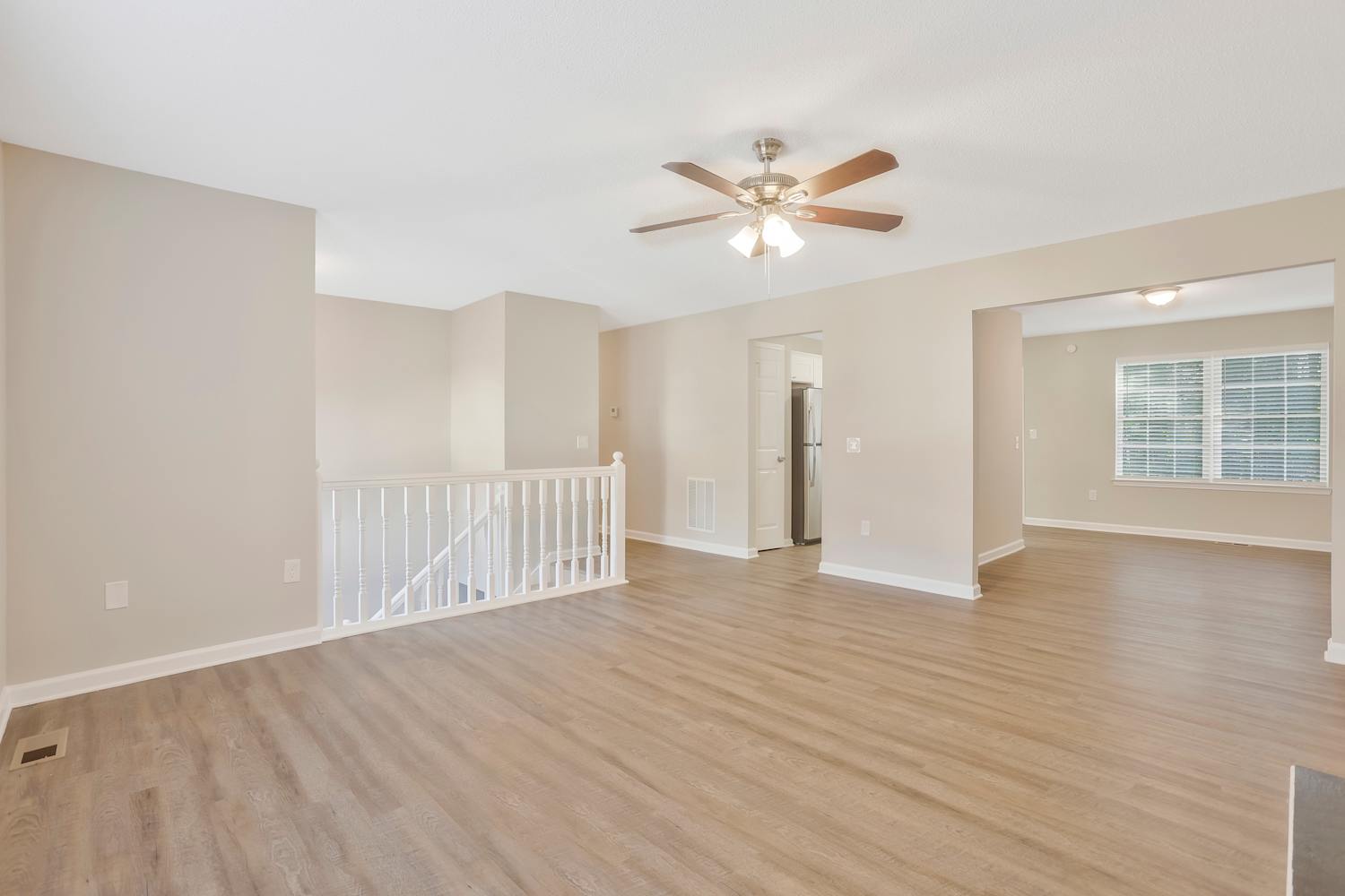 3834 Deercreek Dr photo 5
