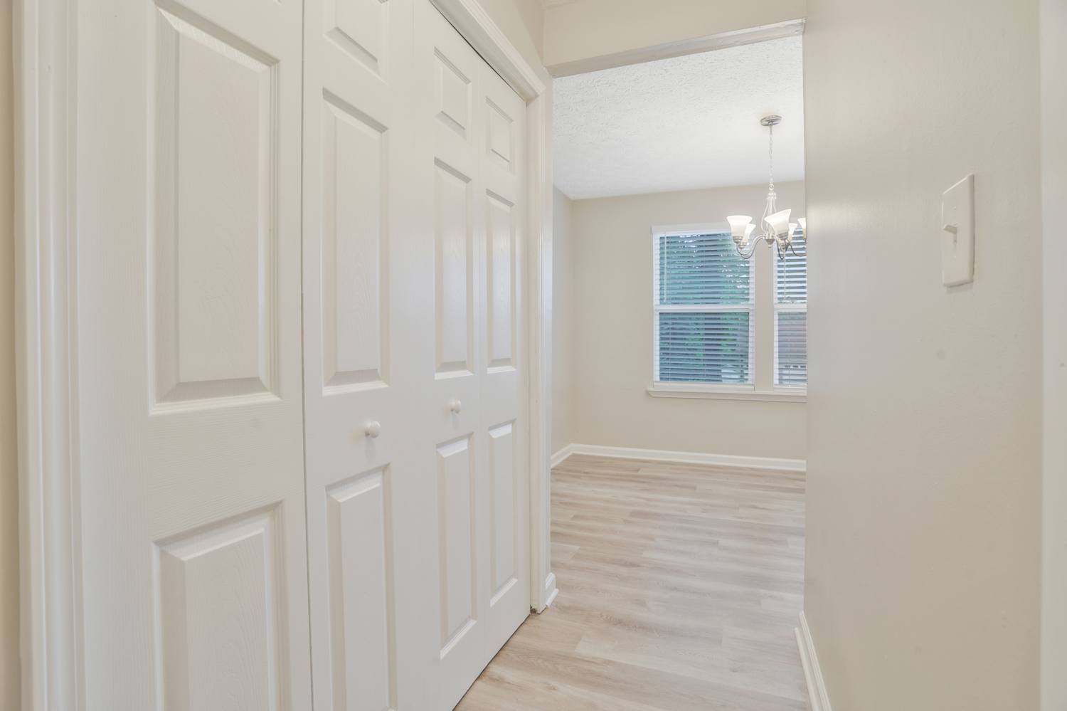 1103 Redan Trail Ct photo 5