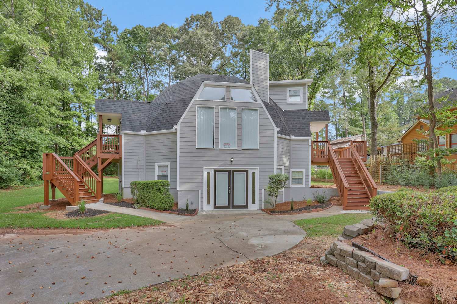 377 Windsor Farms Dr photo 2