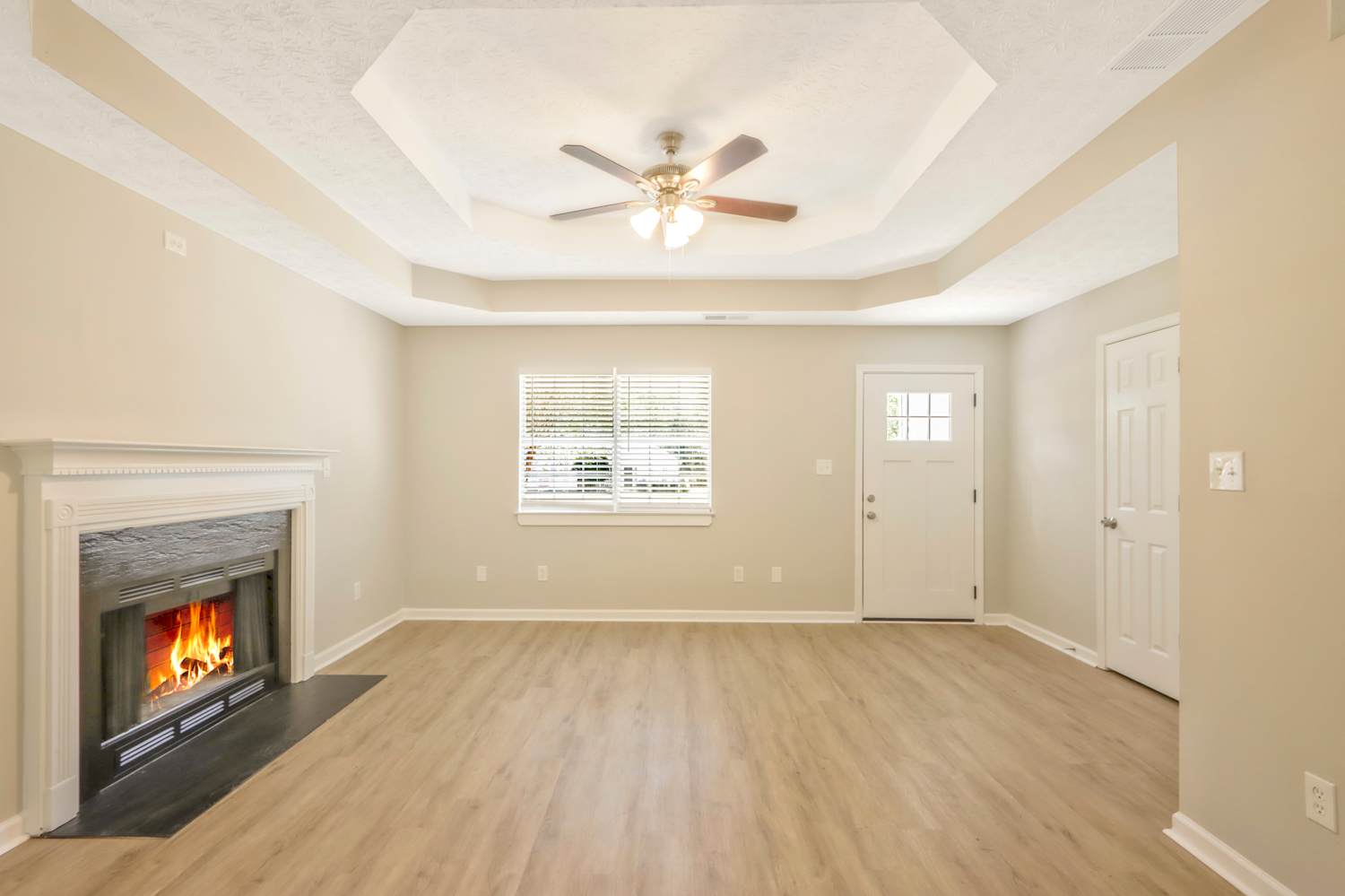 230 Chimney Ct photo 5