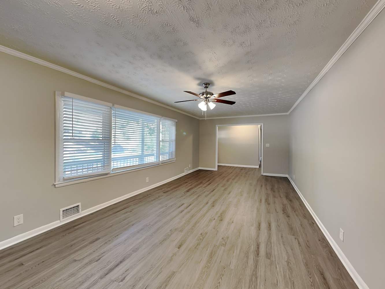 1804 Timothy Dr Sw photo 4