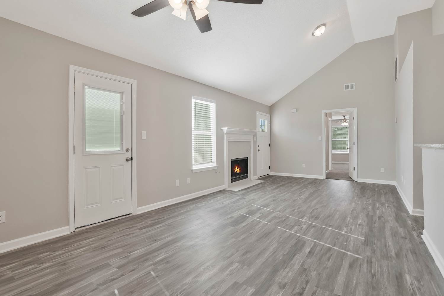 1156 Ruxbury Ct photo 3