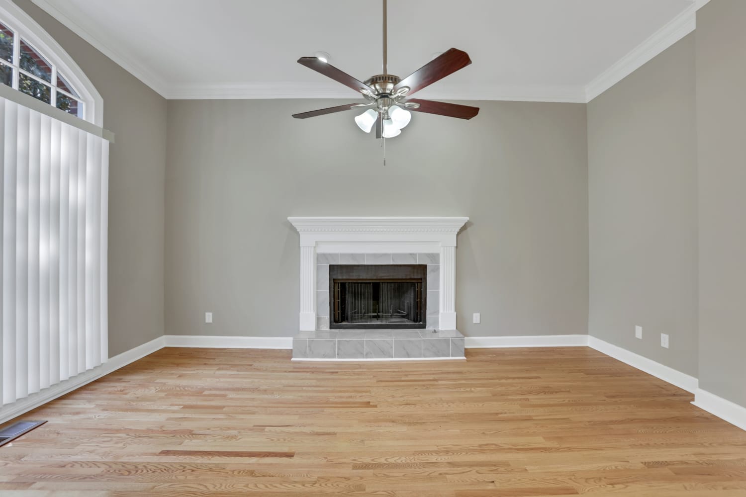 560 Laurel Wood Ct Sw photo 5