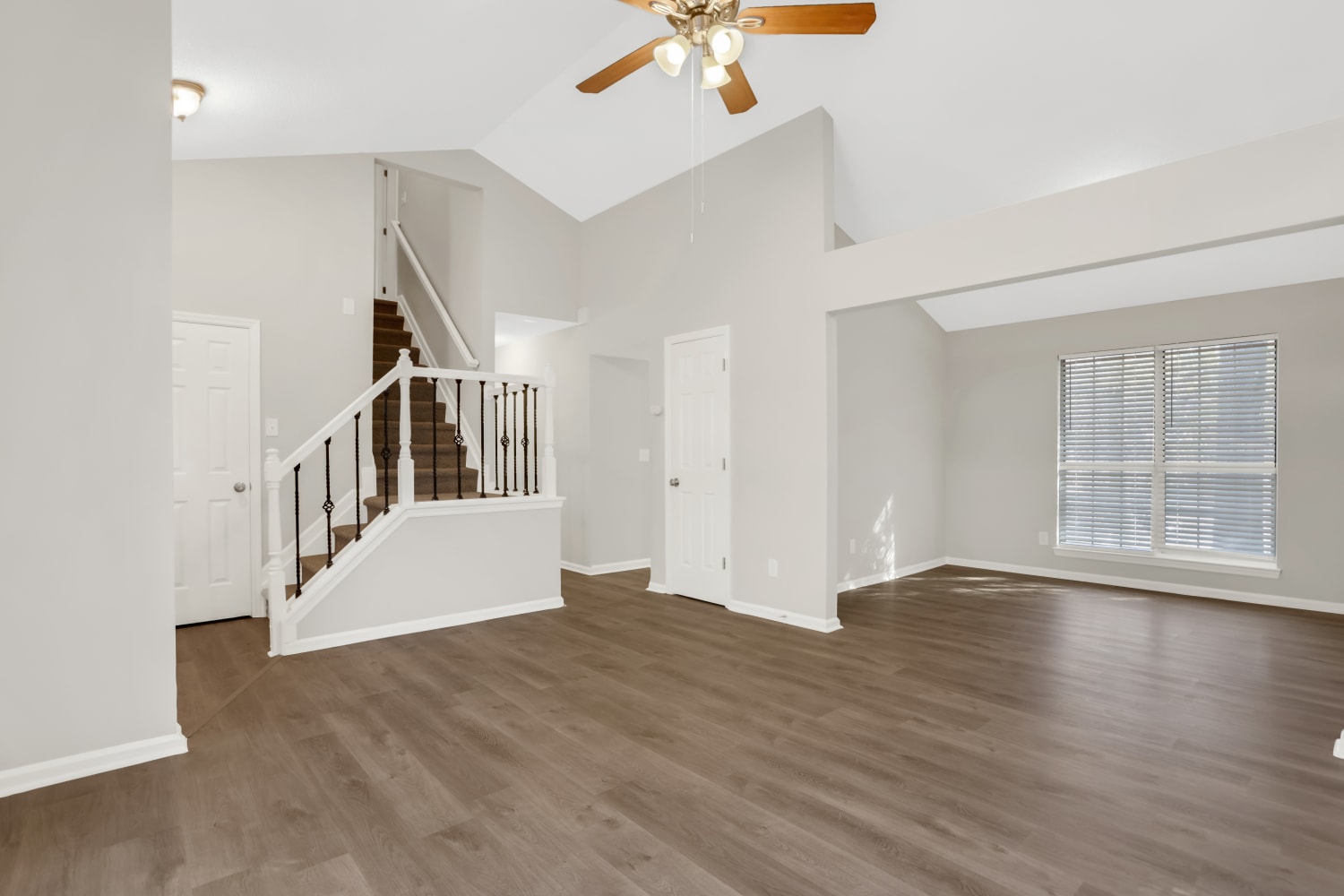 2771 Treehouse Ln photo 5