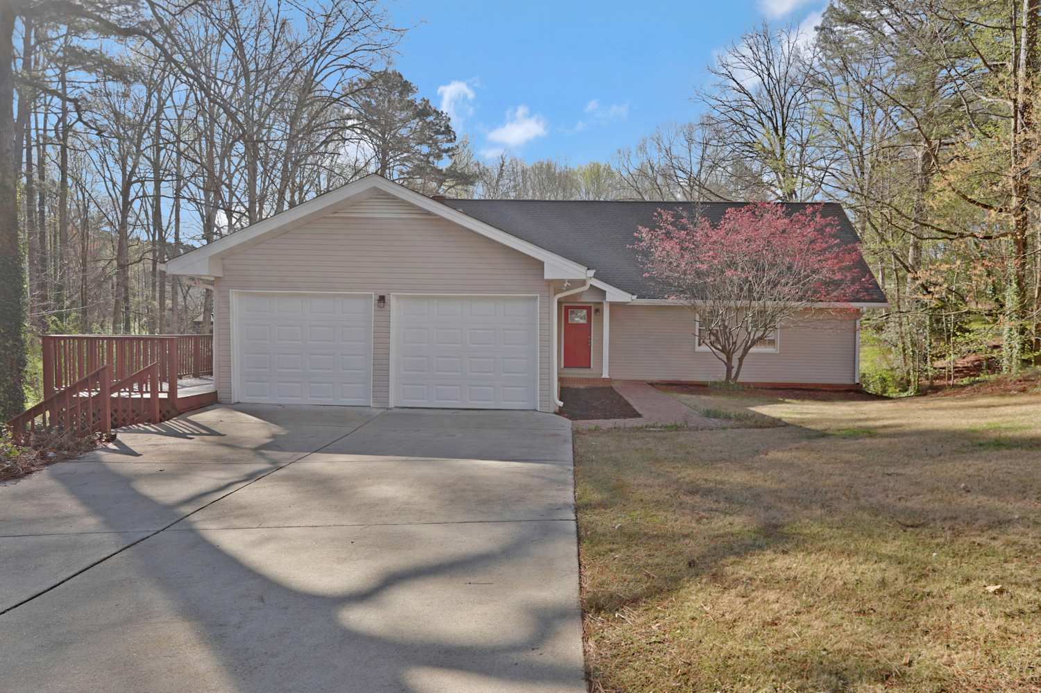 2221 Perrin Dr photo 2