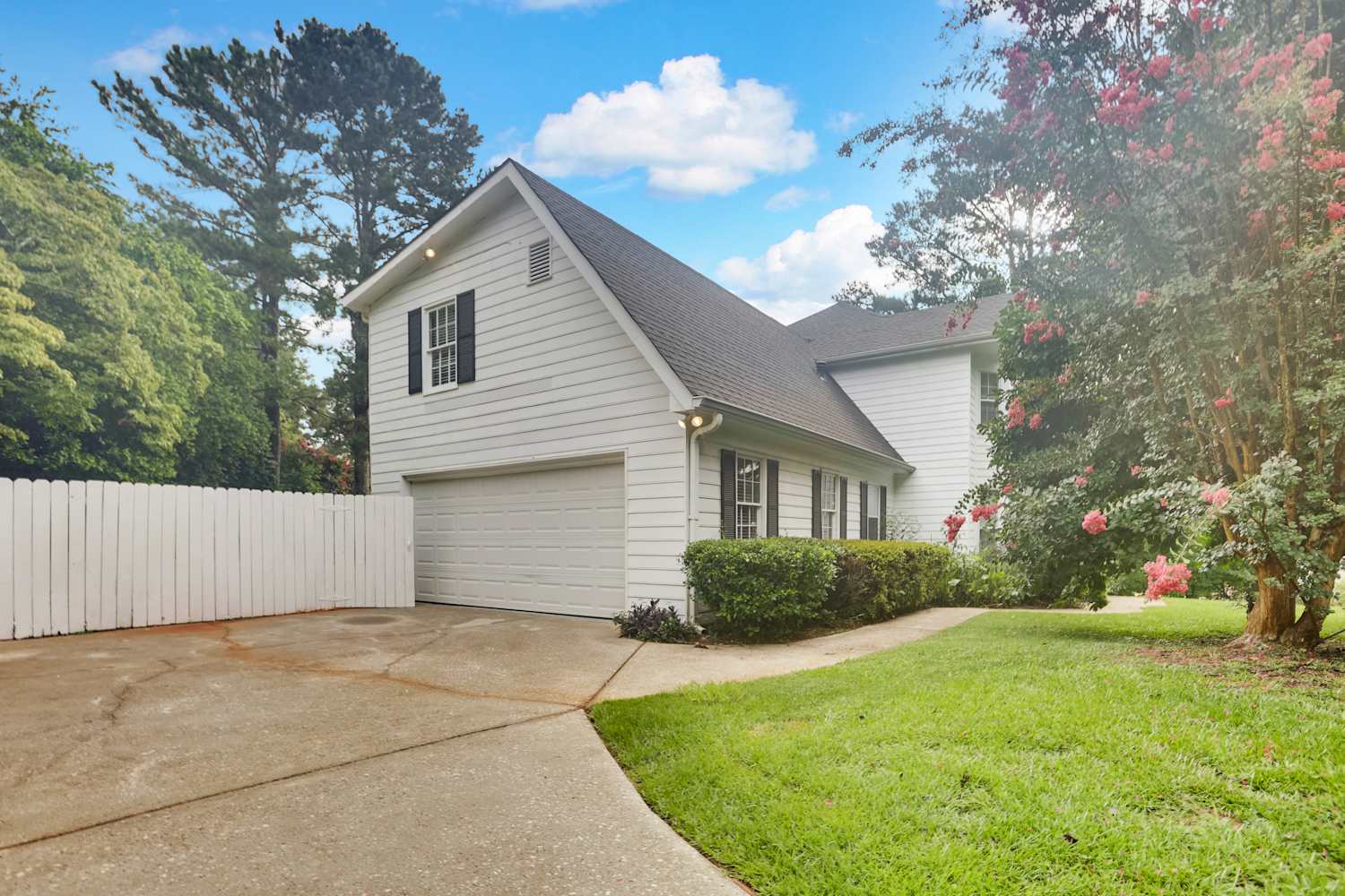 993 Tall Pine Ct photo 3