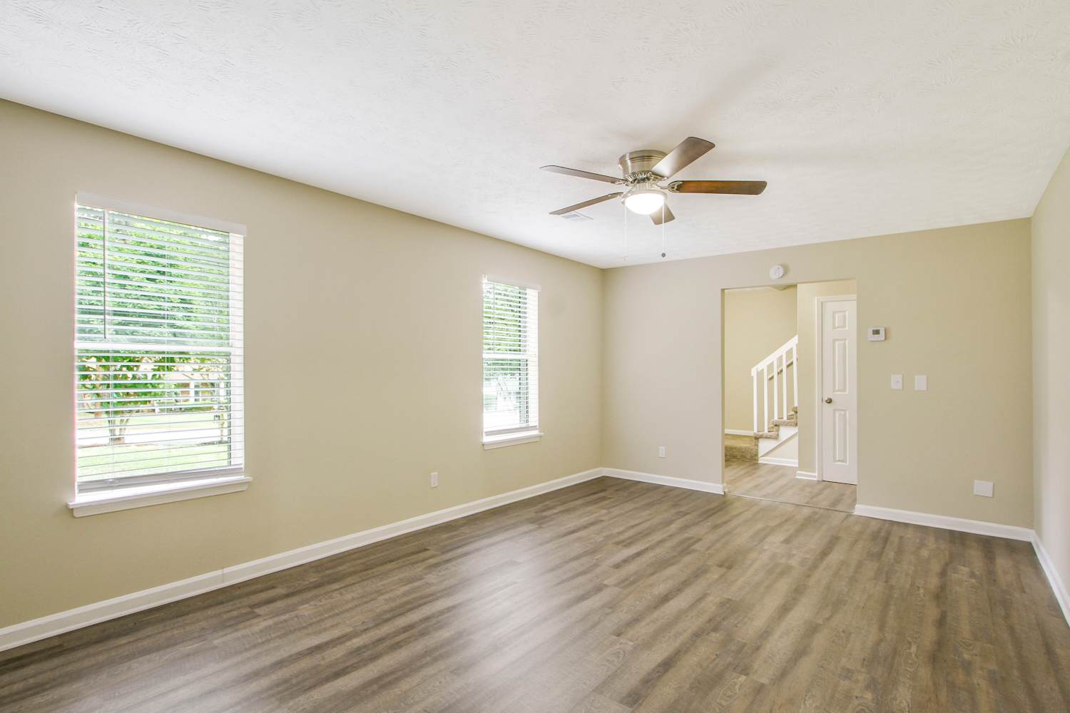 3677 Tarragon Dr photo 5