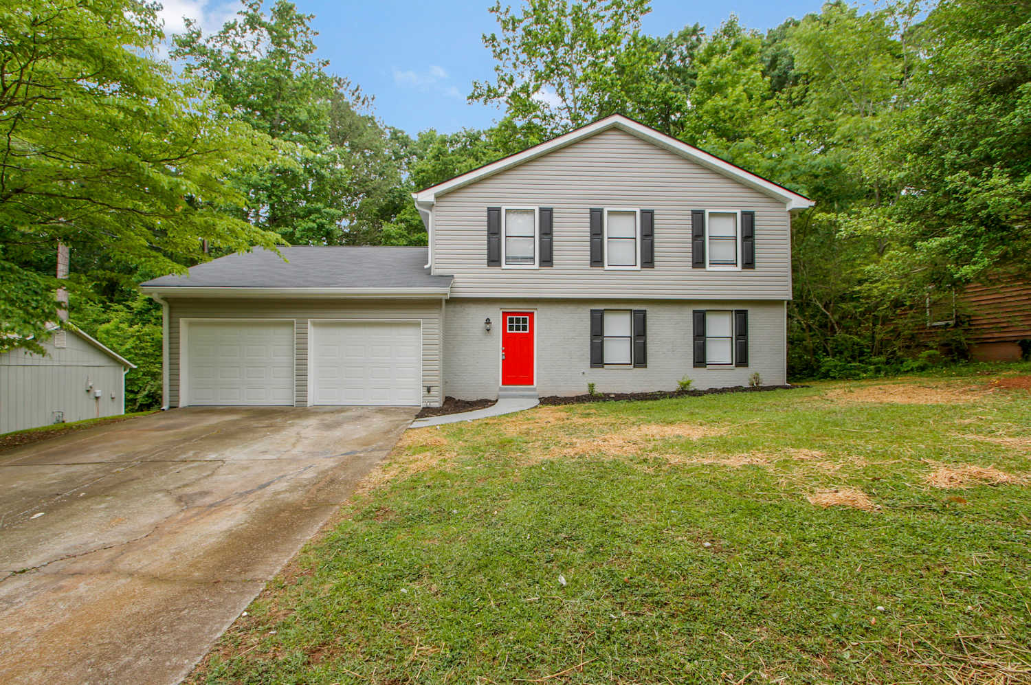 3677 Tarragon Dr photo 2