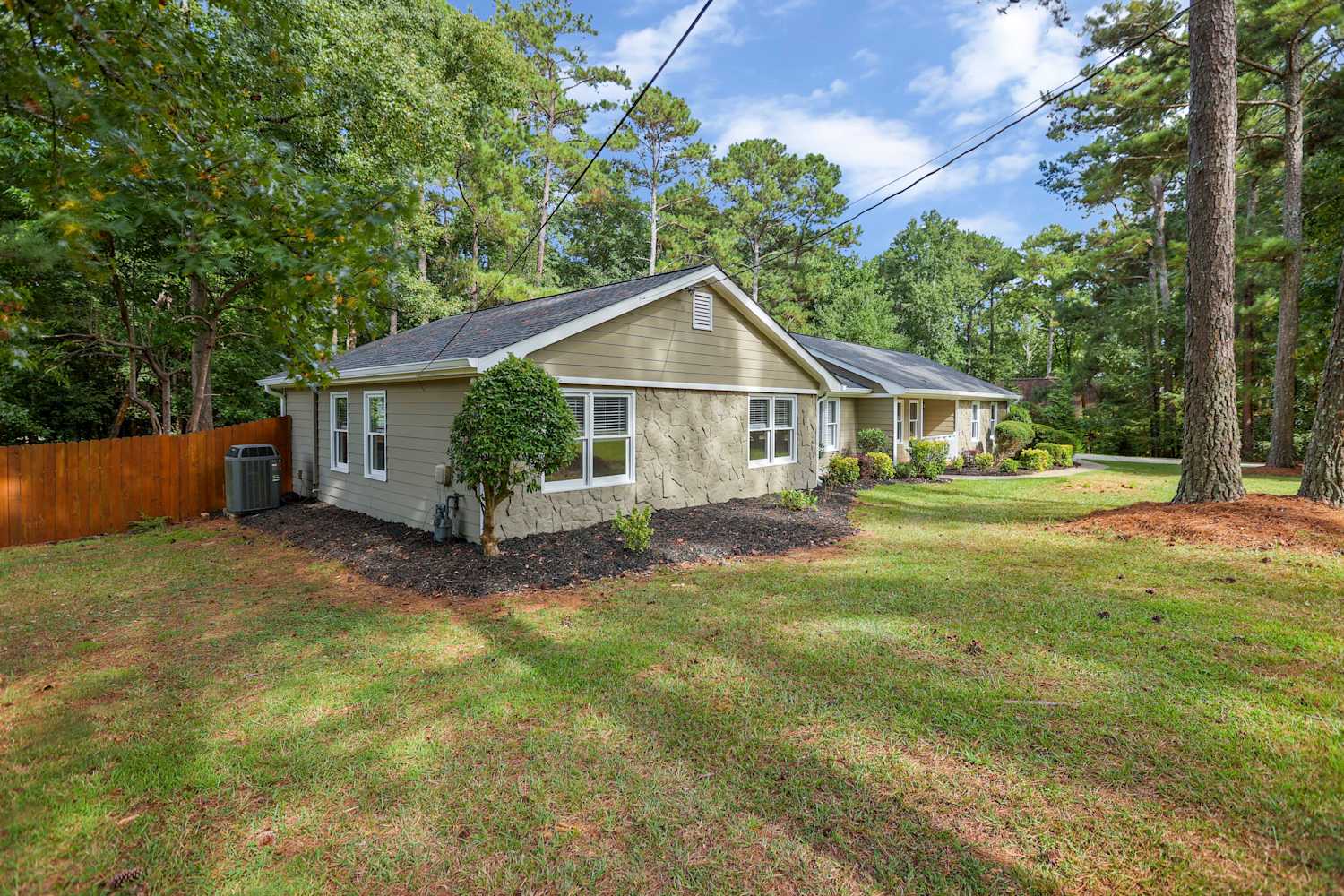 6928 Mason Creek Rd photo 2