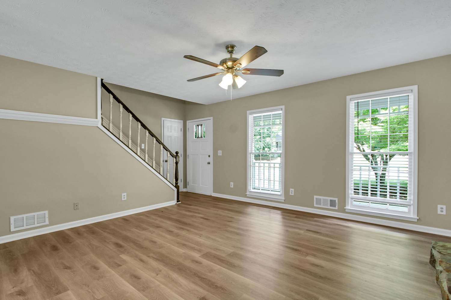 2935 Glynn Mill Ct photo 2