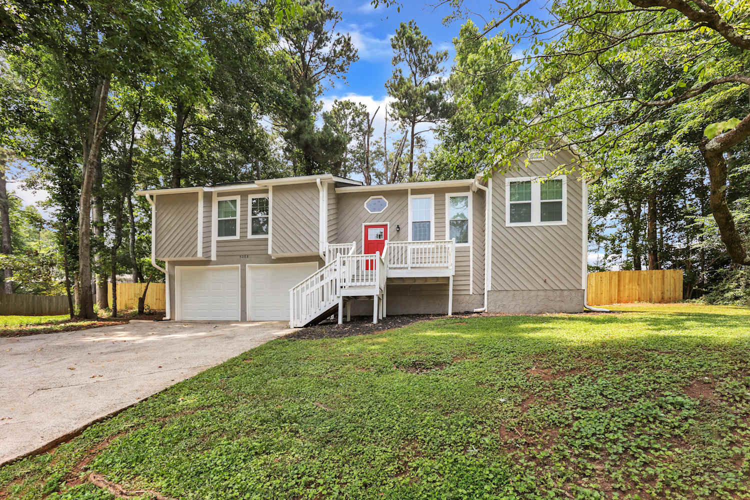 5088 Heritage Valley Dr photo 3