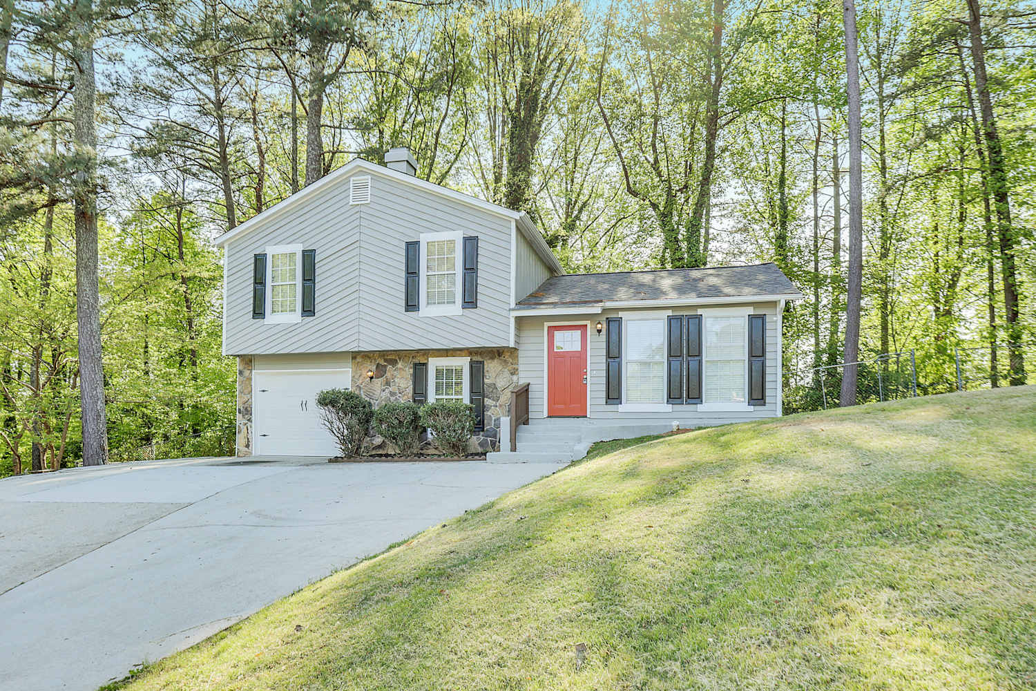 3835 Wood Path Dr photo 3