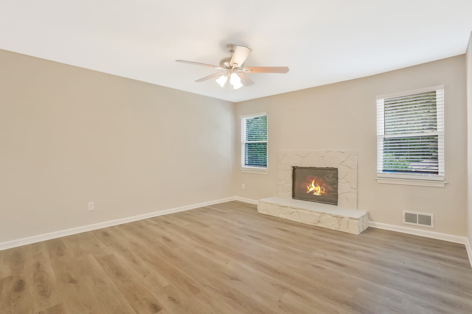 6056 Dana Dr photo 2