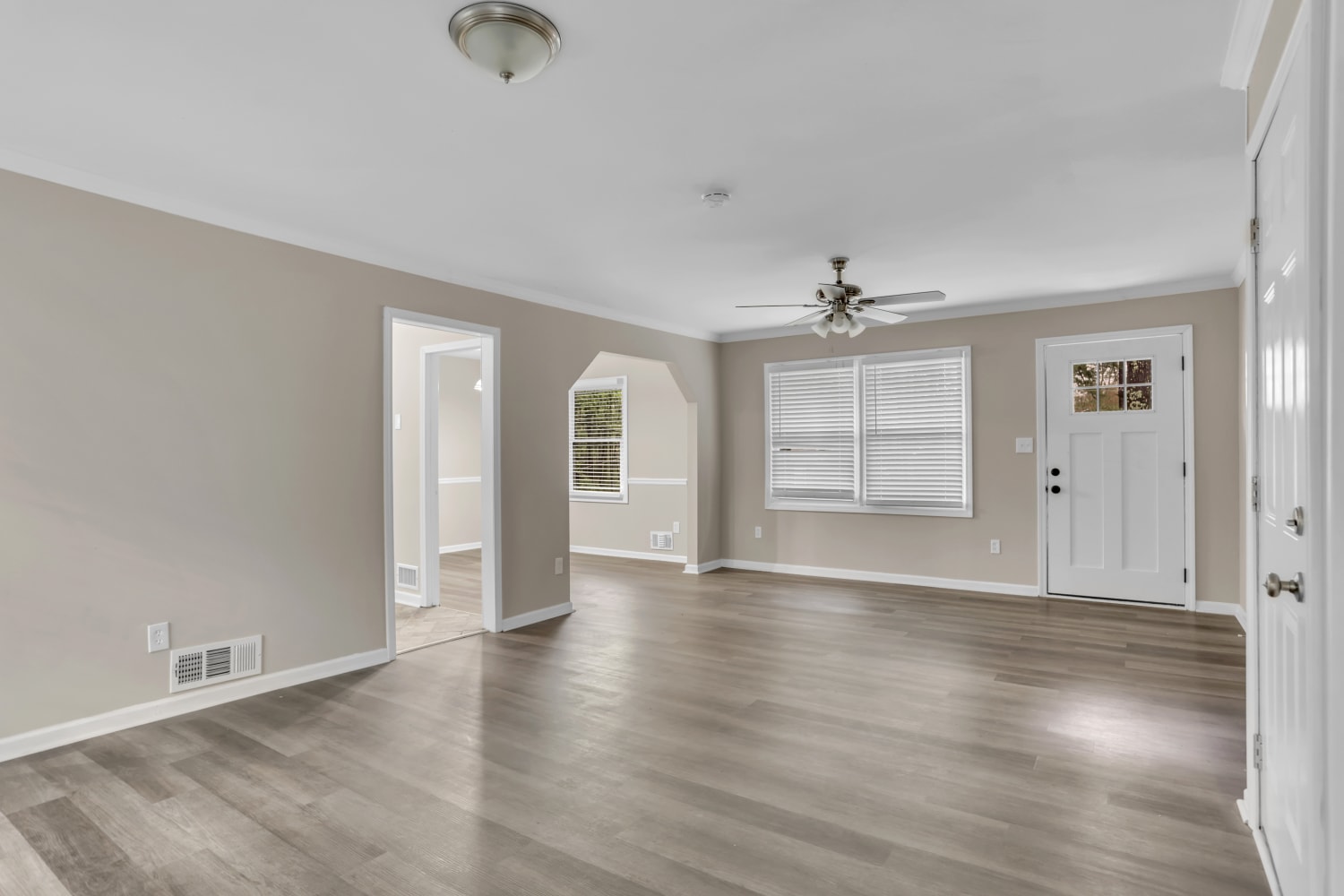 6609 Carmen Ct photo 5